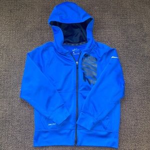 Boy Nike sweater